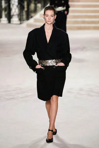 Look 2